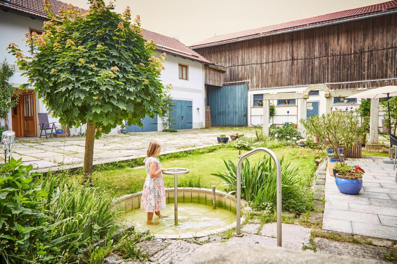 Der Breinhof - Euer Urlaubsbauernhof Apartment Валдкирхен Екстериор снимка